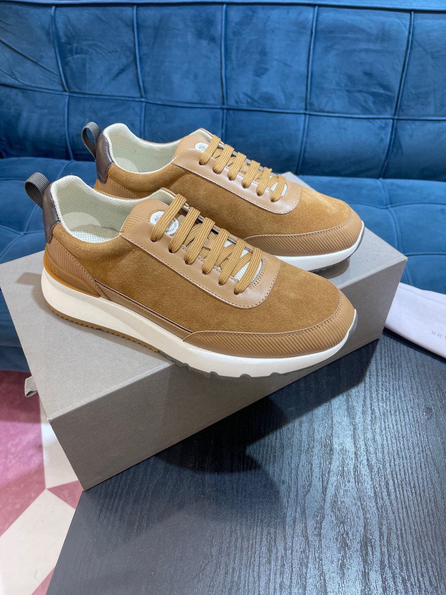 Brunello Cucinelli 로고 스니커즈