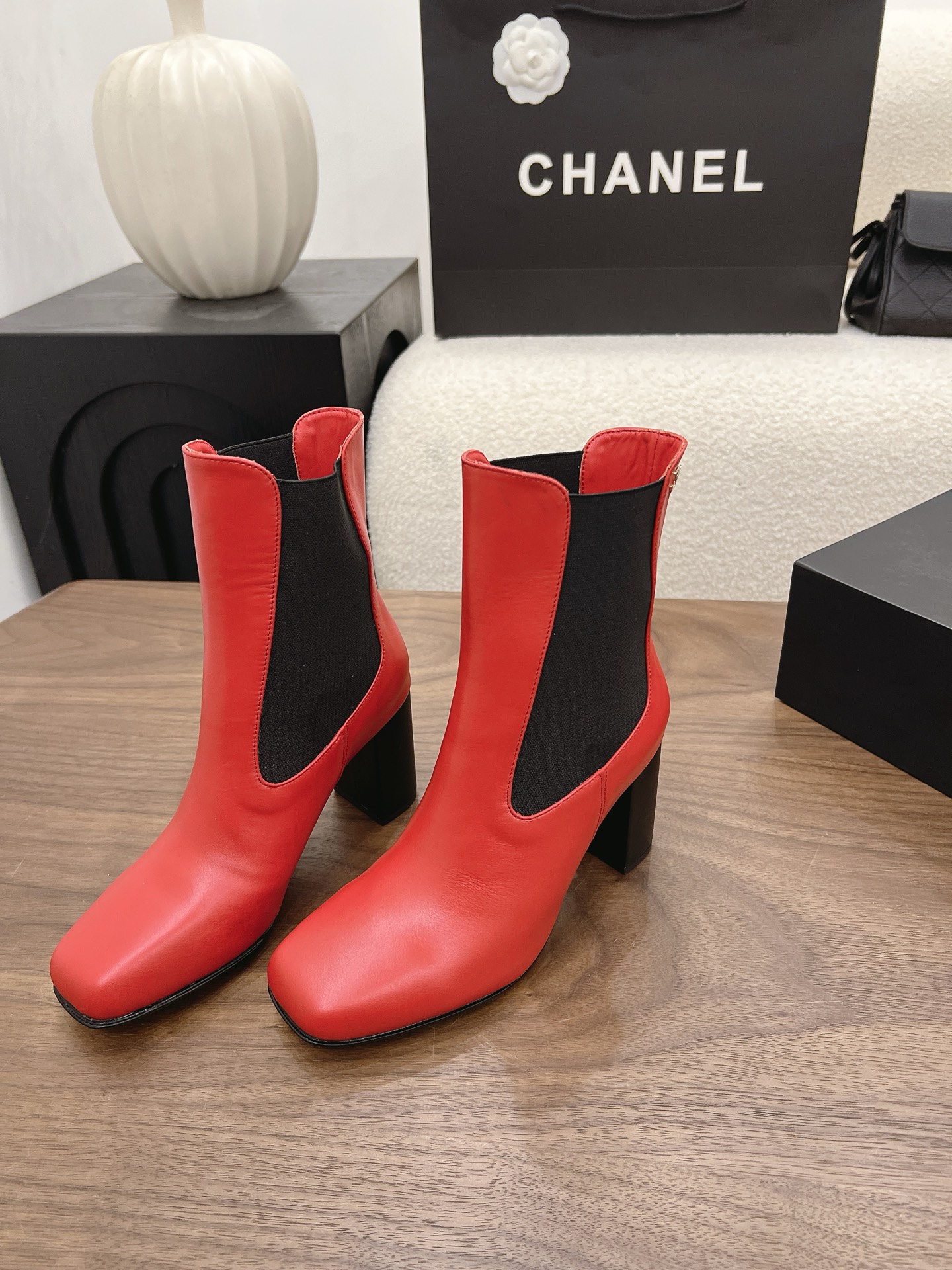 샤넬 2026 청키힐 쇼트부츠 8cm