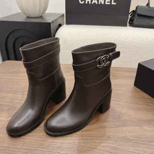 샤넬 26B 청키힐 쇼트부츠 6.5cm
