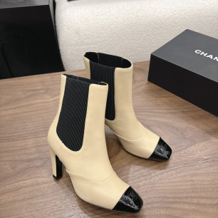 샤넬 26B 스퀘어토 힐 쇼트부츠 8.5cm