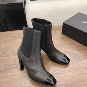 샤넬 26B 스퀘어토 힐 쇼트부츠 8.5cm