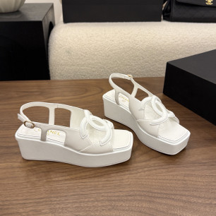샤넬 2026 플랫폼 더블C 샌들 5cm
