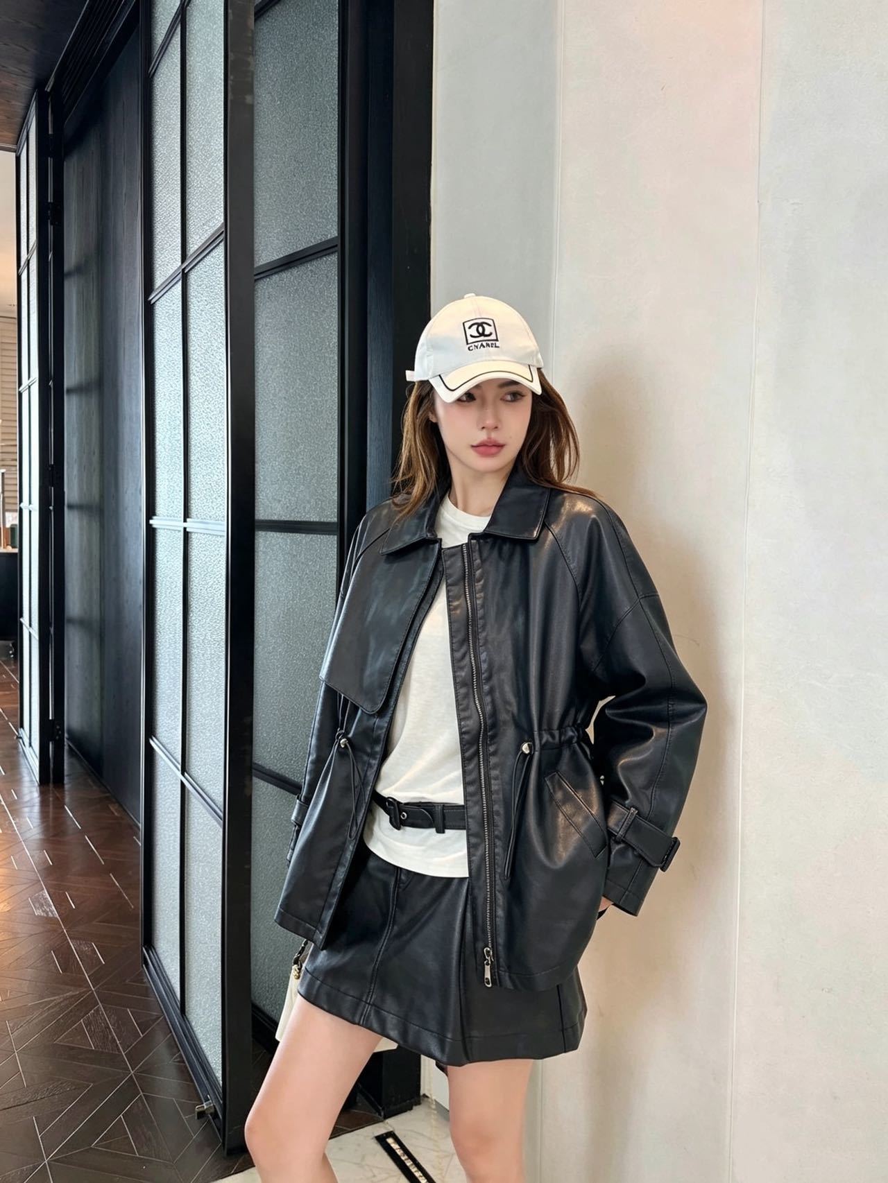 프라다 2026FW 신상 레더 자켓