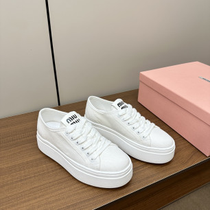 Miu Miu 2024 통굽 스니커즈