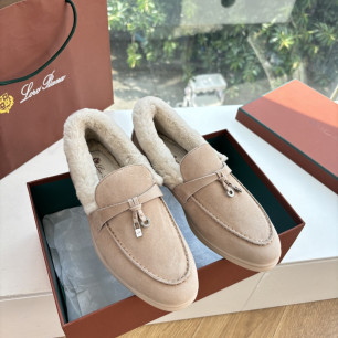 로로피아나 퍼 로퍼