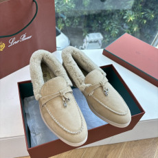 로로피아나 퍼 로퍼