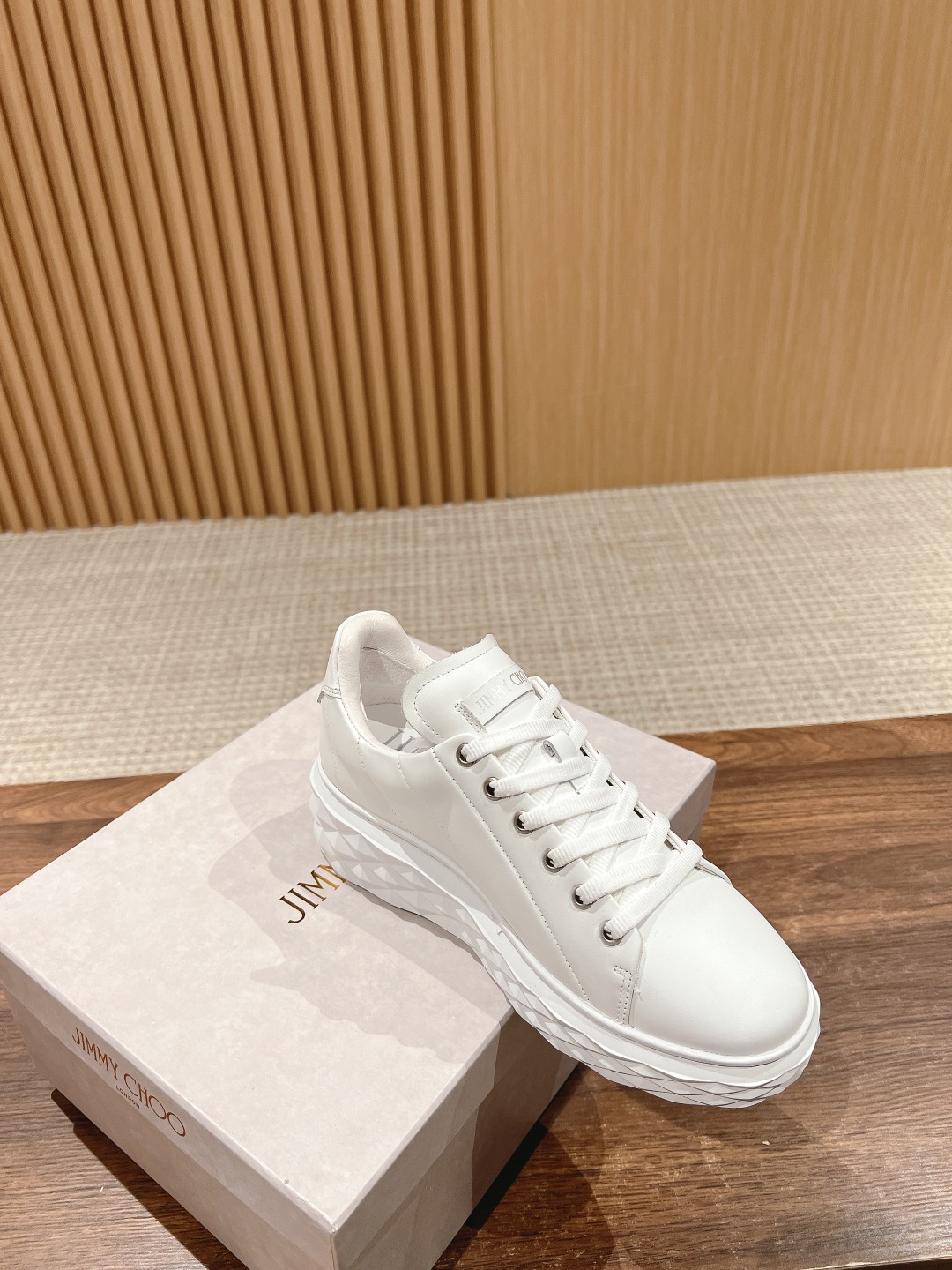 지미추 최신 🆕 스니커즈