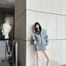 프라다 2026FW 신상 자켓