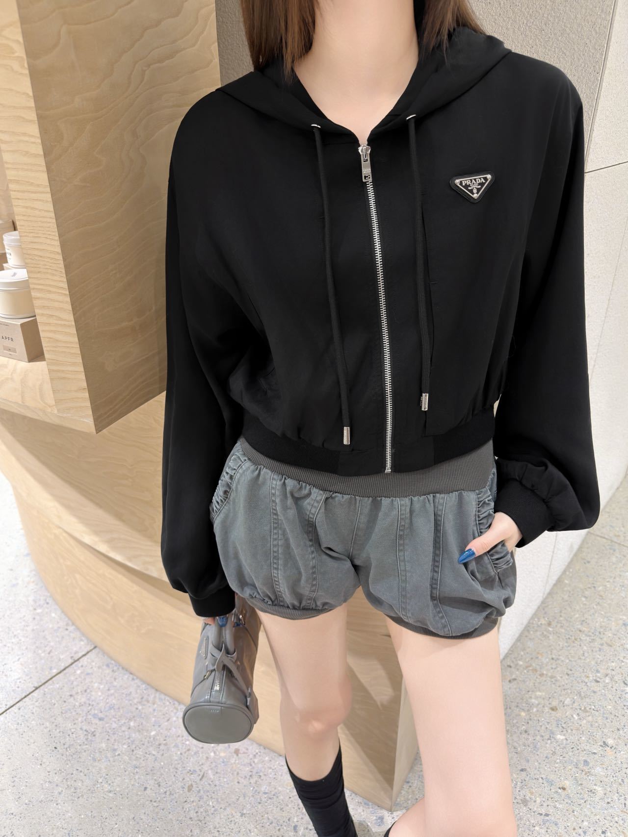 프라다 2026FW 신상 자켓