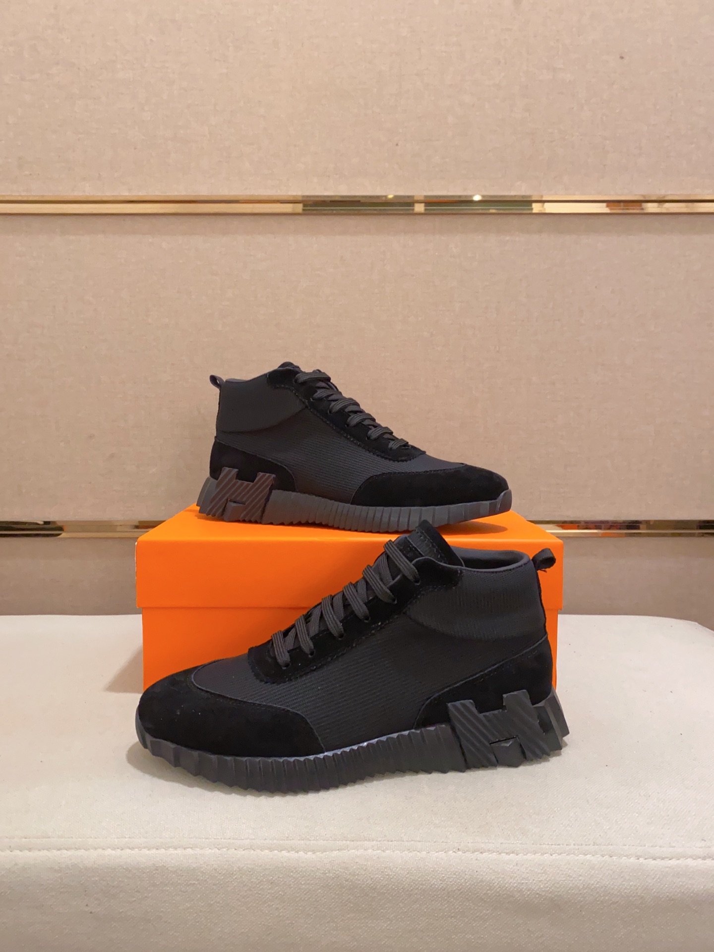 [HERMÈS] 오리지널 바운싱 하이탑 스니커즈