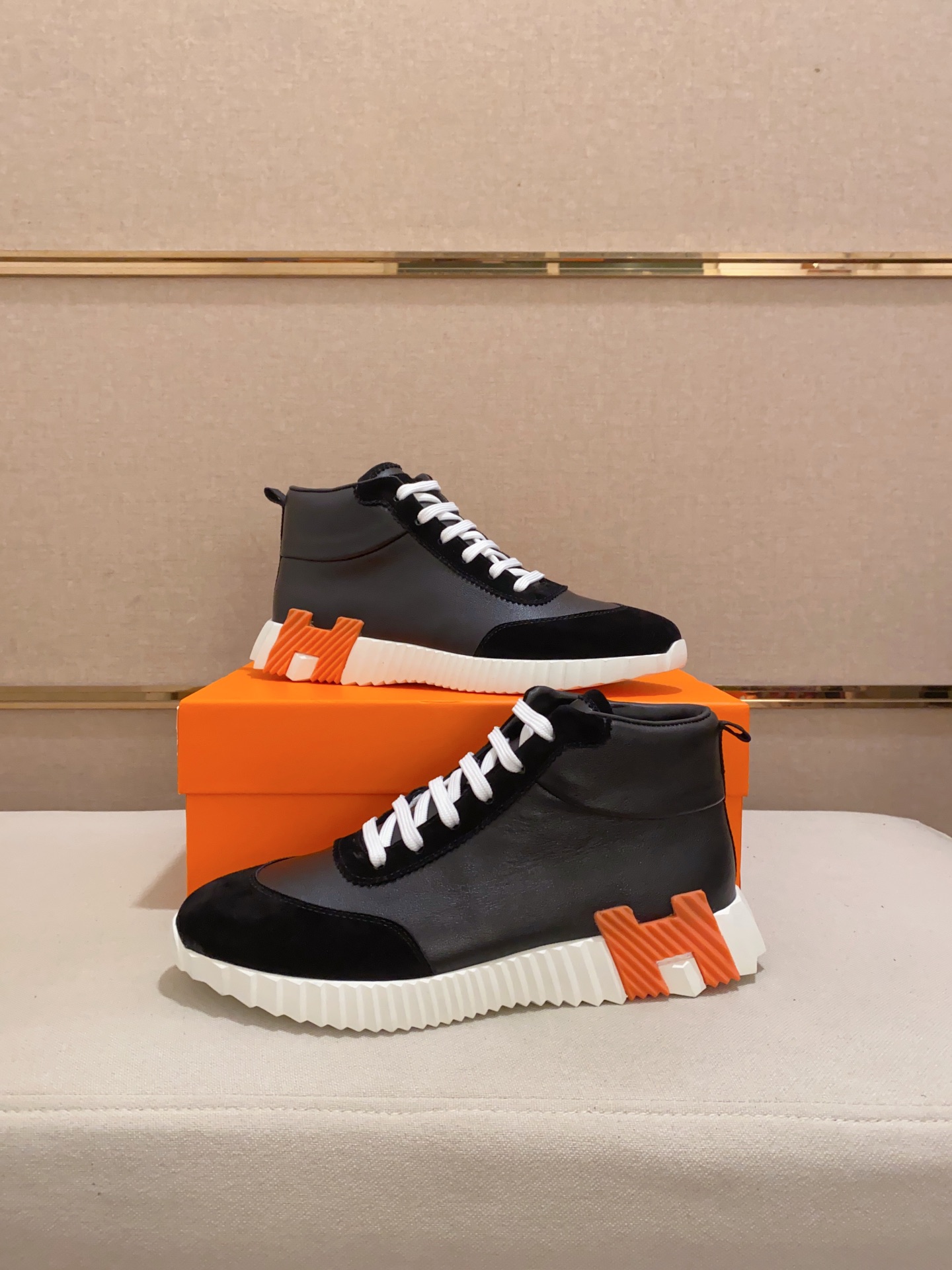 [HERMÈS] 오리지널 바운싱 하이탑 스니커즈