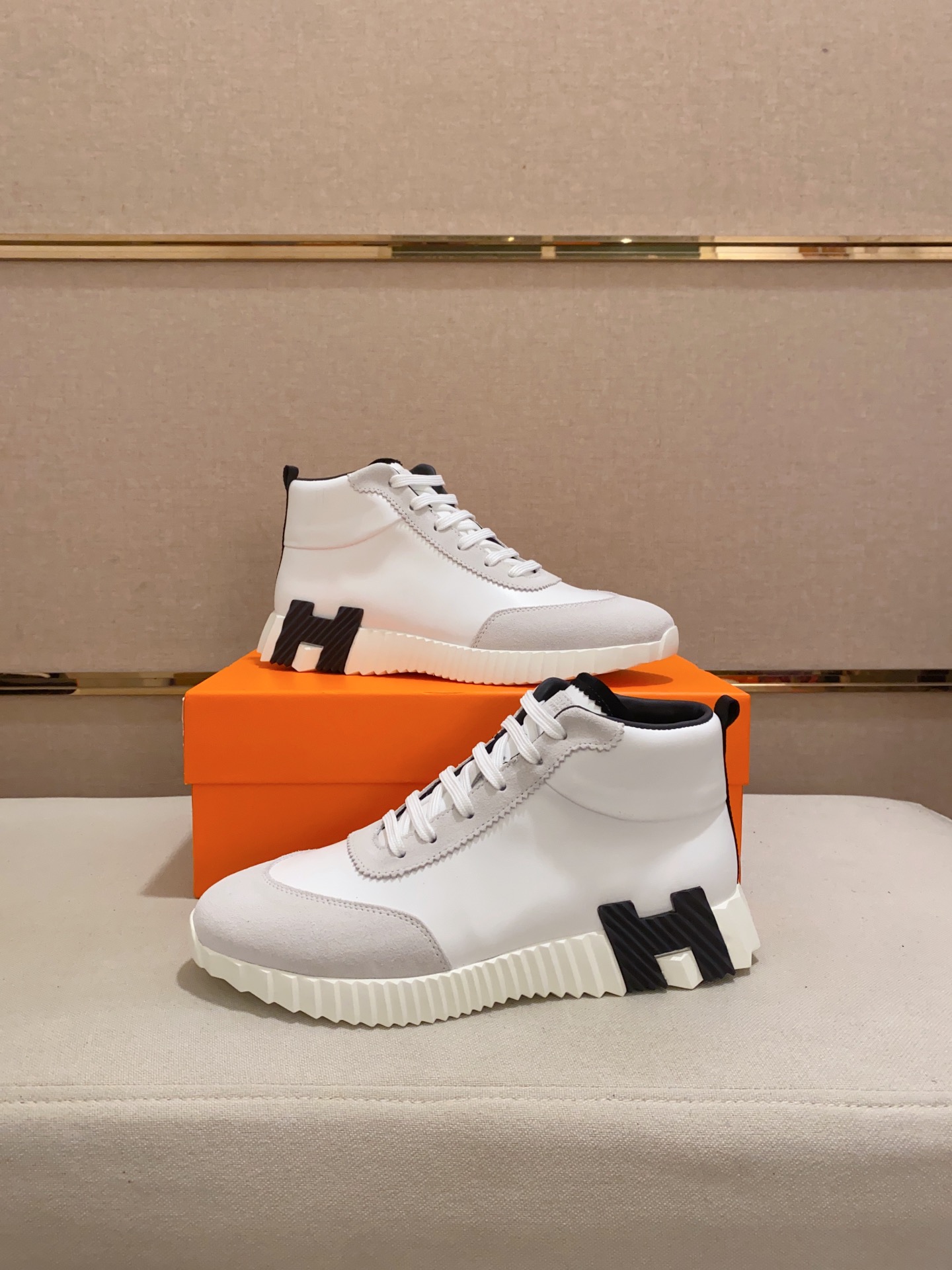 [HERMÈS] 오리지널 바운싱 하이탑 스니커즈