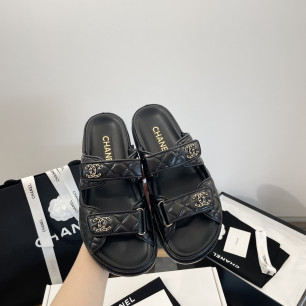최상급 CHANEL 24ss 신상 벨크로 슬리퍼