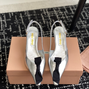 [Miu Miu] 24ss 봄여름 캣힐 스틸레토 힐