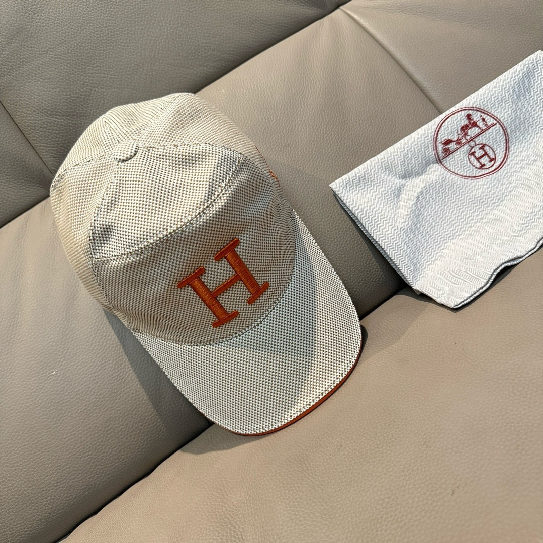 에르메스 H로고 볼캡