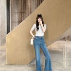 생로랑 2026FW 신상 데님 팬츠