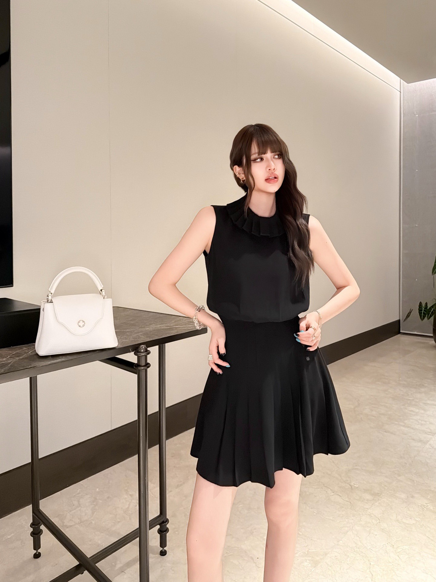 루이비통 2026FW 신상 민소매 원피스