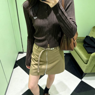 프라다 2026FW 신상 니트 가디건