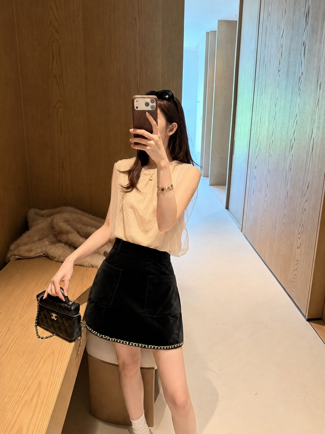 샤넬 2026FW 신상 벨벳 스커트