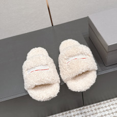 발렌시아가 26 신상 퍼 슬라이드