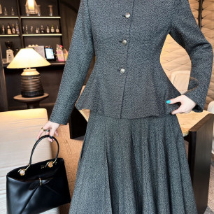 디올 2026FW 신상 울 투피스