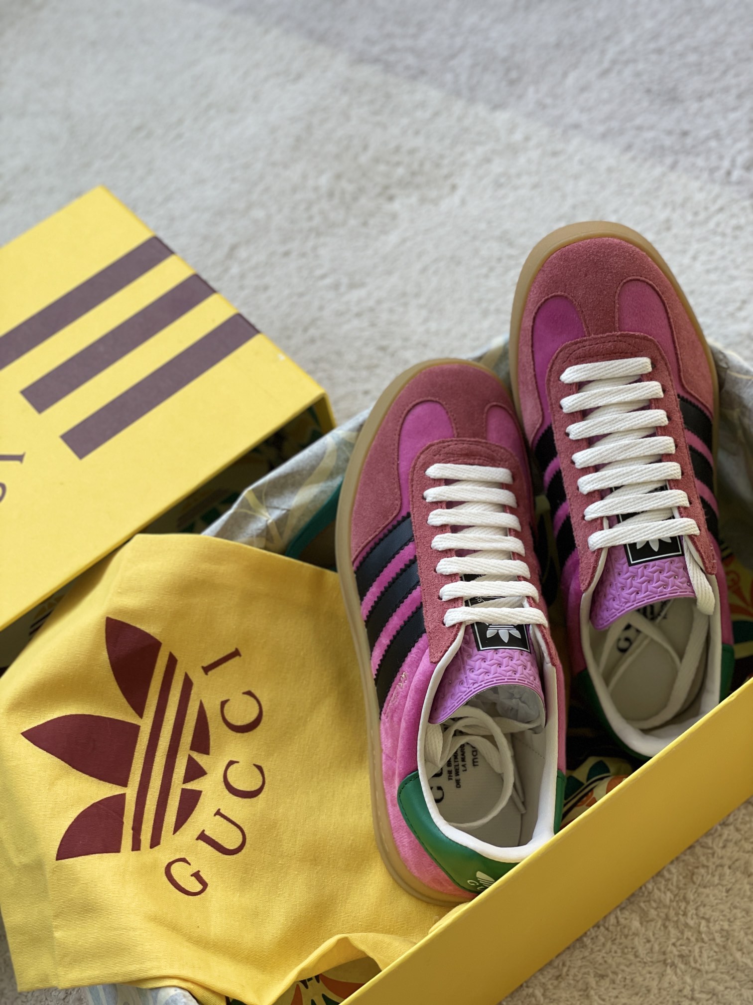 adidas x Gucci 컬렉션 가젤 스니커즈 (커플화)