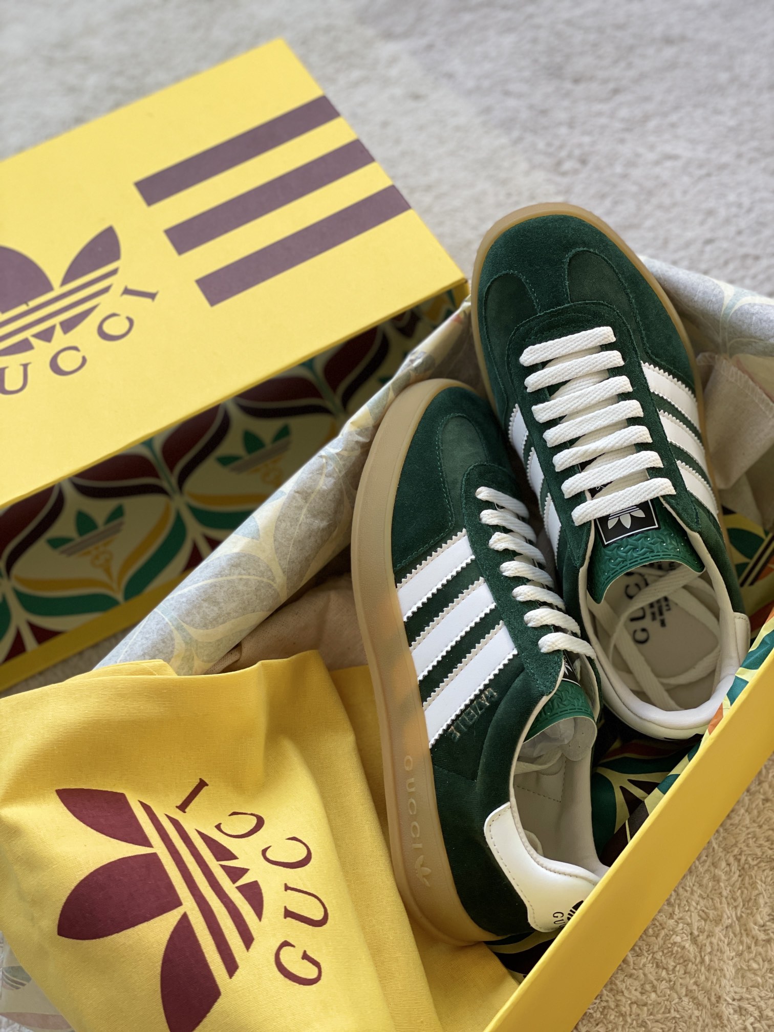 adidas x Gucci 컬렉션 가젤 스니커즈 (커플화)