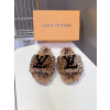 루이비통 퍼 슬라이드