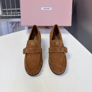 미우미우 신상 버클 로퍼 5cm