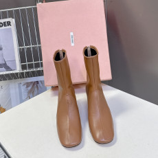 미우미우 가을 겨울 앵클부츠 6.5cm