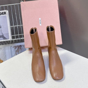 미우미우 가을 겨울 앵클부츠 6.5cm