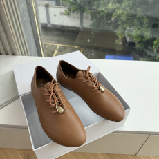 로에베 페블 레이스업 슈즈