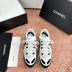 샤넬 신상 더블C 스니커즈