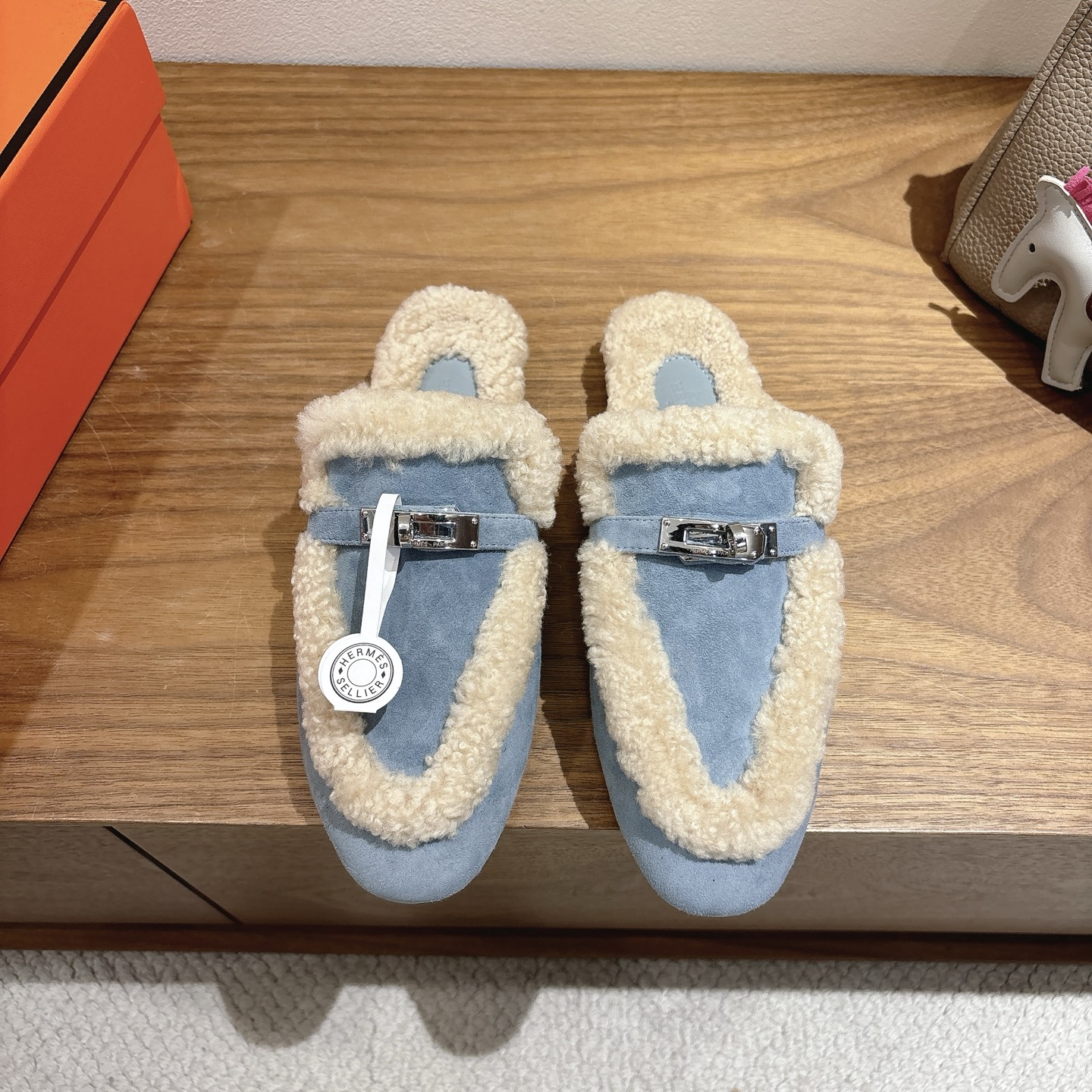 에르메스 신상 Oz 뮬