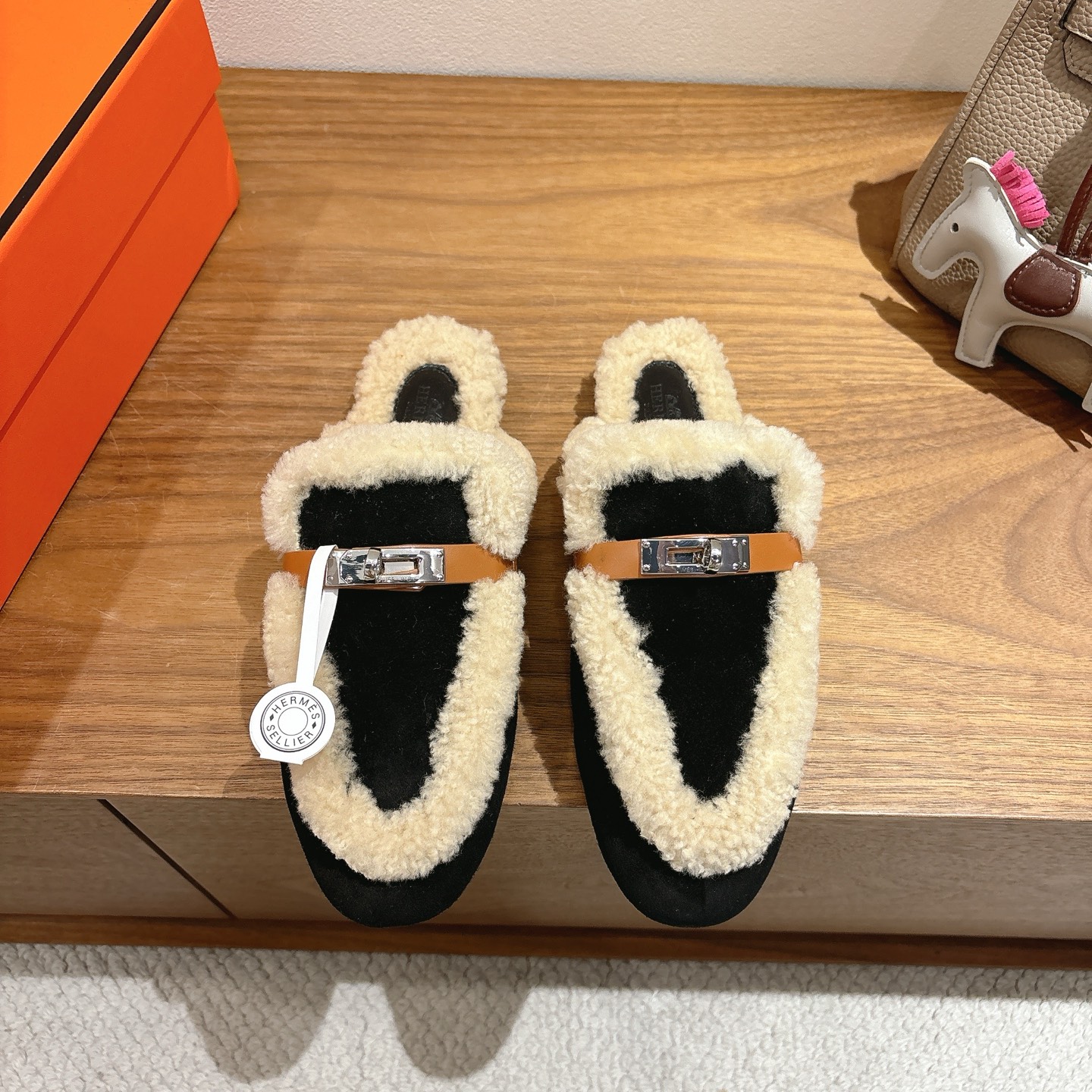 에르메스 신상 Oz 뮬