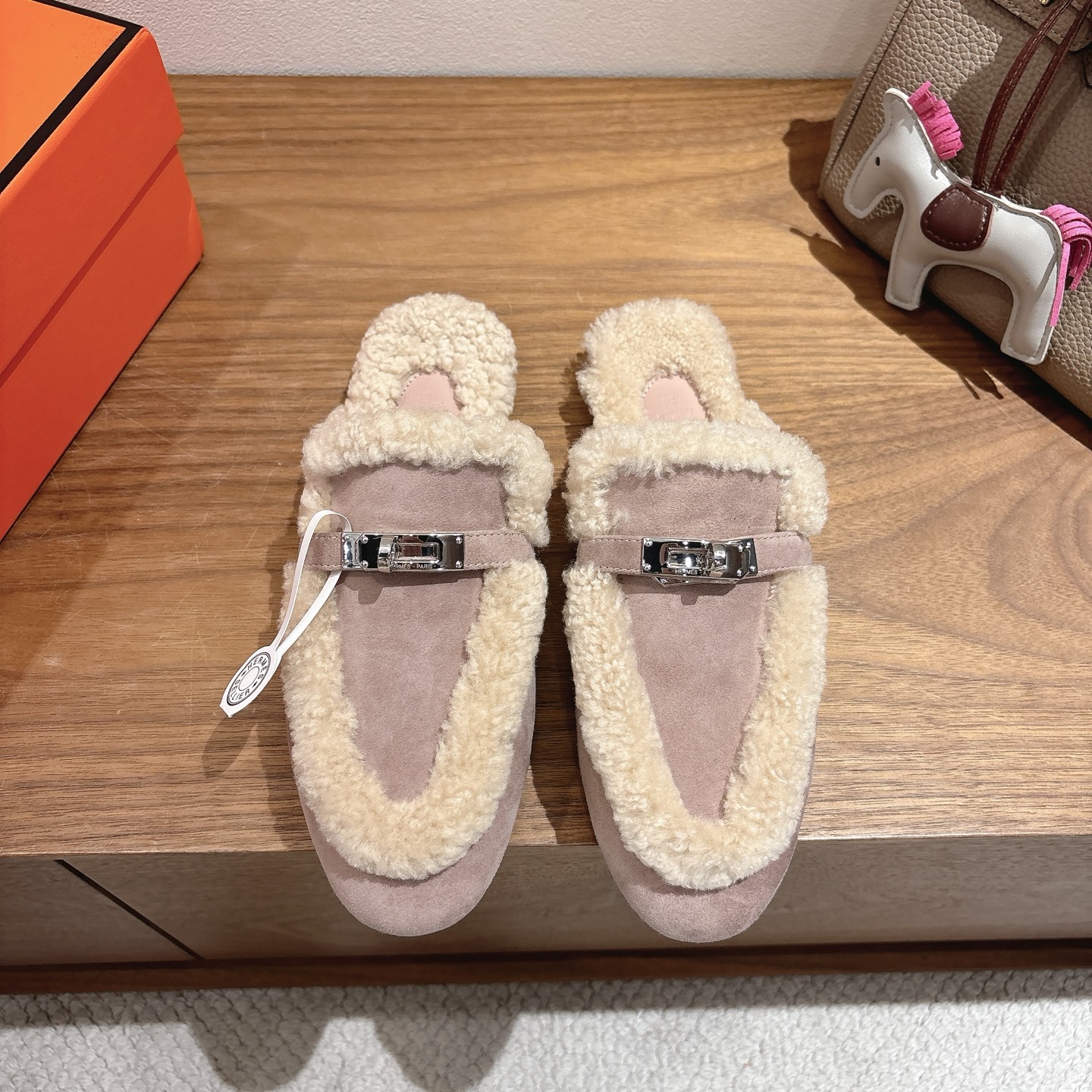 에르메스 신상 Oz 뮬