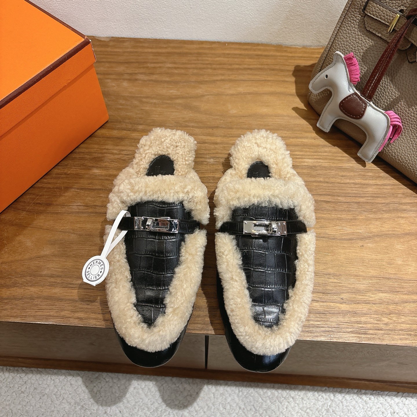 에르메스 신상 Oz 뮬