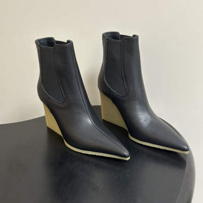 알라이아 26SS 신상 웨지 첼시 앵클부츠 9cm