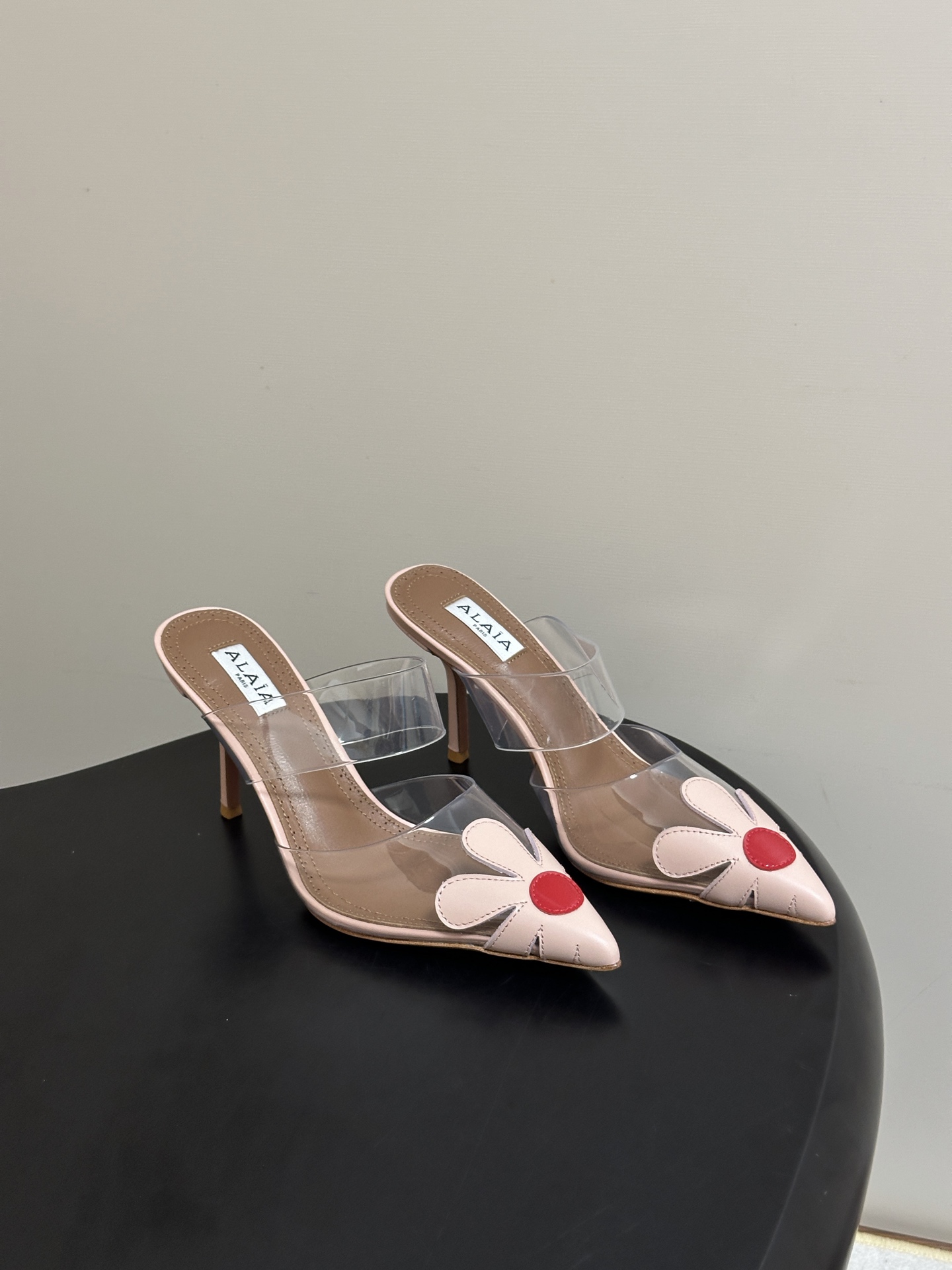 알라이아 BLOOM 힐 뮬 9cm