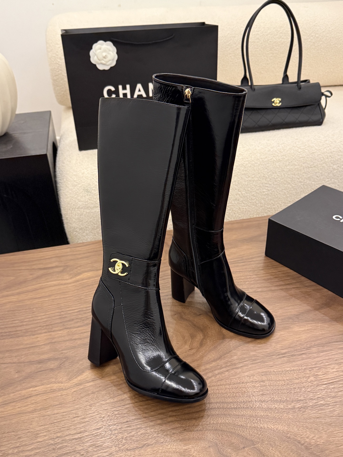 샤넬 2026 힐 하이부츠 8cm