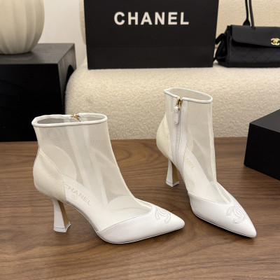 샤넬 2026 포인티드 토 앵클부츠 9cm