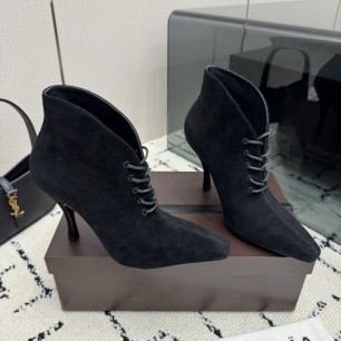 알라이아 힐 앵클부츠 8.5cm