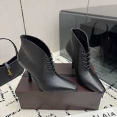 알라이아 힐 앵클부츠 8.5cm