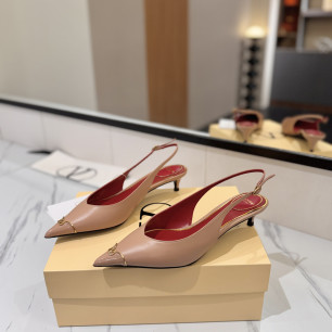 발렌티노 신상 포인티드 토 슬링백 4.5cm