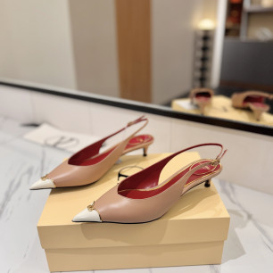 발렌티노 신상 포인티드 토 슬링백 4.5cm