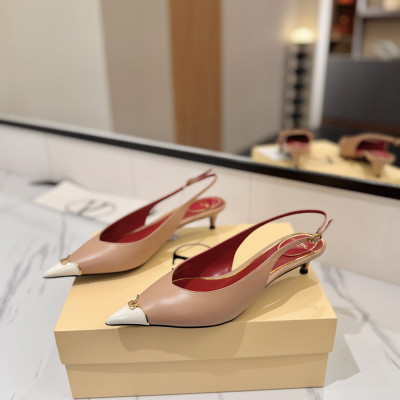 발렌티노 신상 포인티드 토 슬링백 4.5cm
