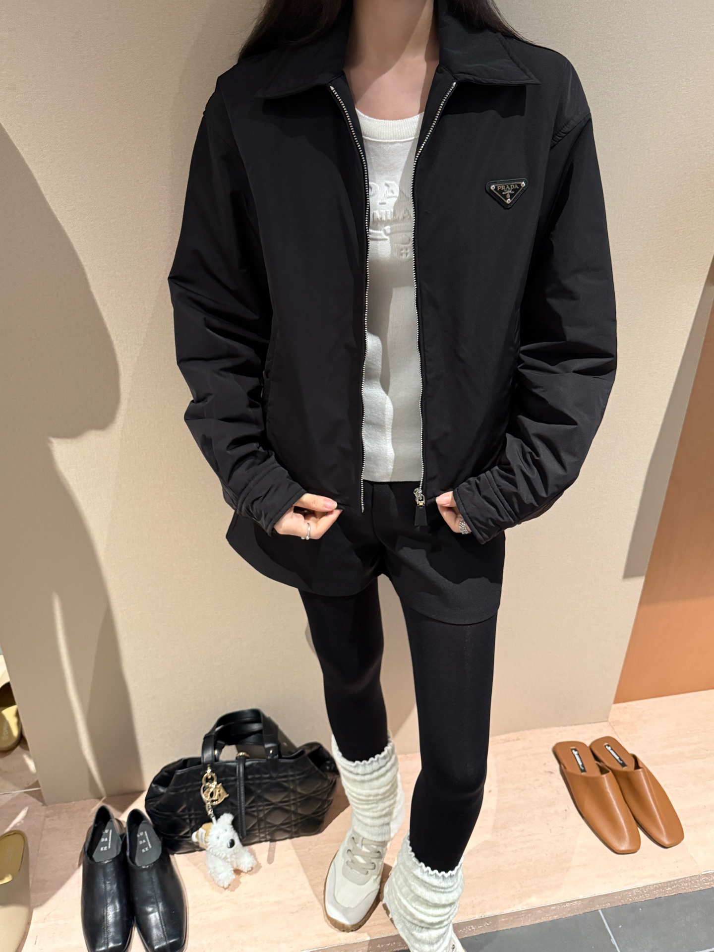 프라다 26 신상 카라 집업 자켓
