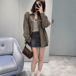 미우미우 26 가을·겨울 신상 체크 셔츠