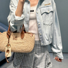 미우미우 26 신상 카라 데님 자켓