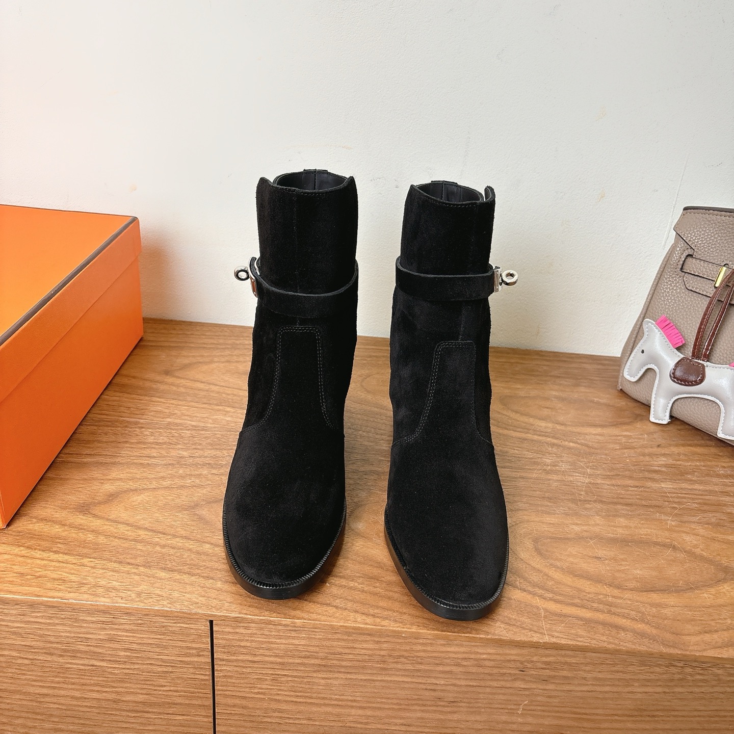 에르메스 26FW Frenchie 앵클부츠